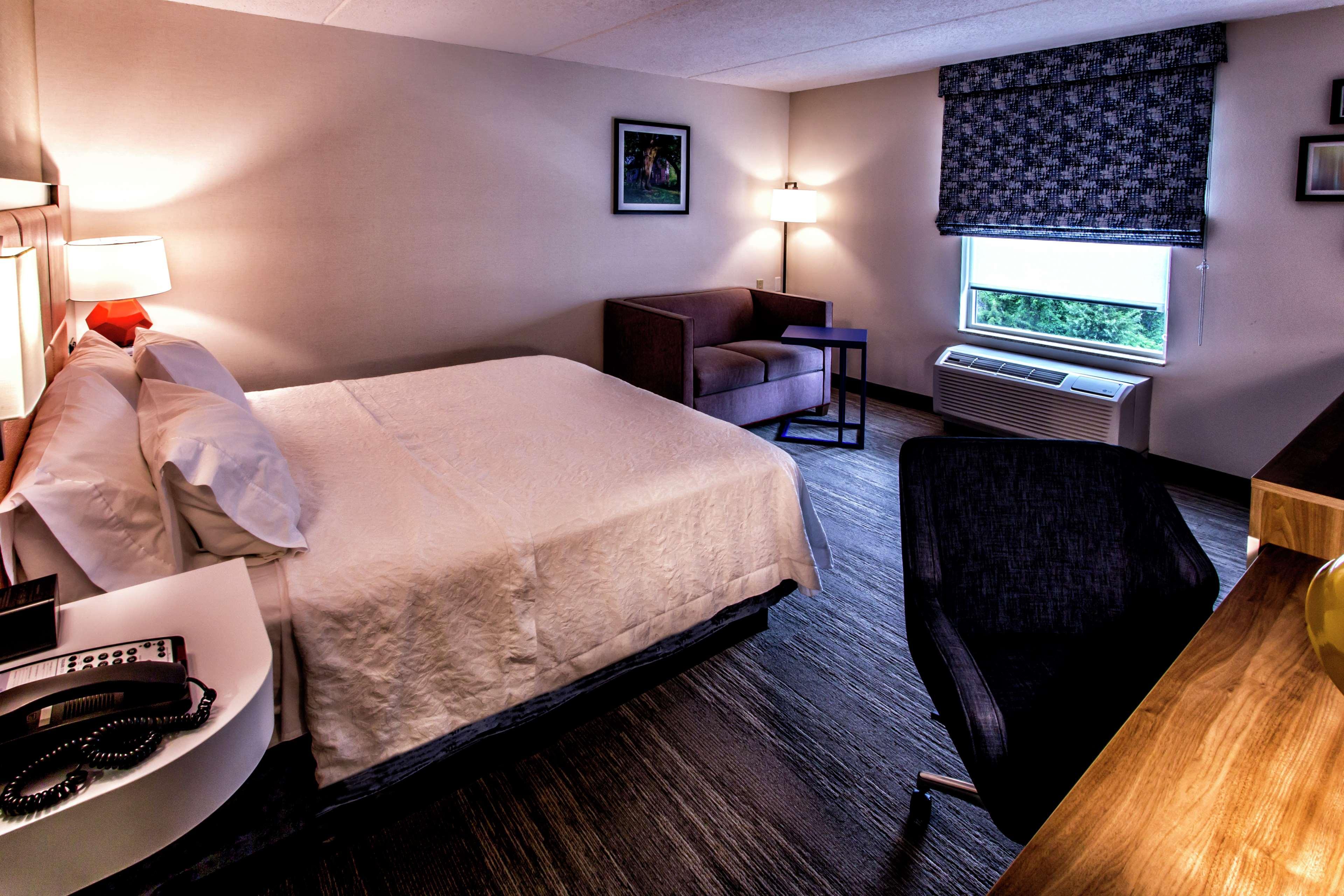 Hampton Inn & Suites Staten Island Nueva York Exterior foto