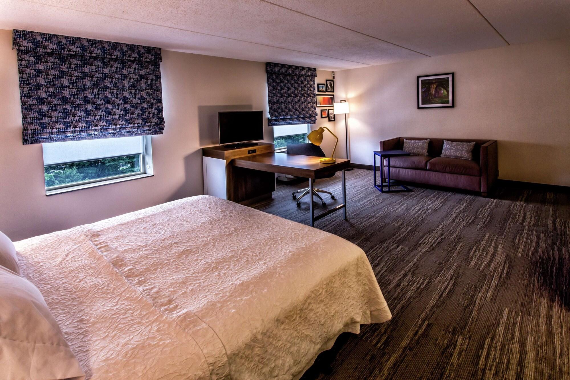 Hampton Inn & Suites Staten Island Nueva York Exterior foto